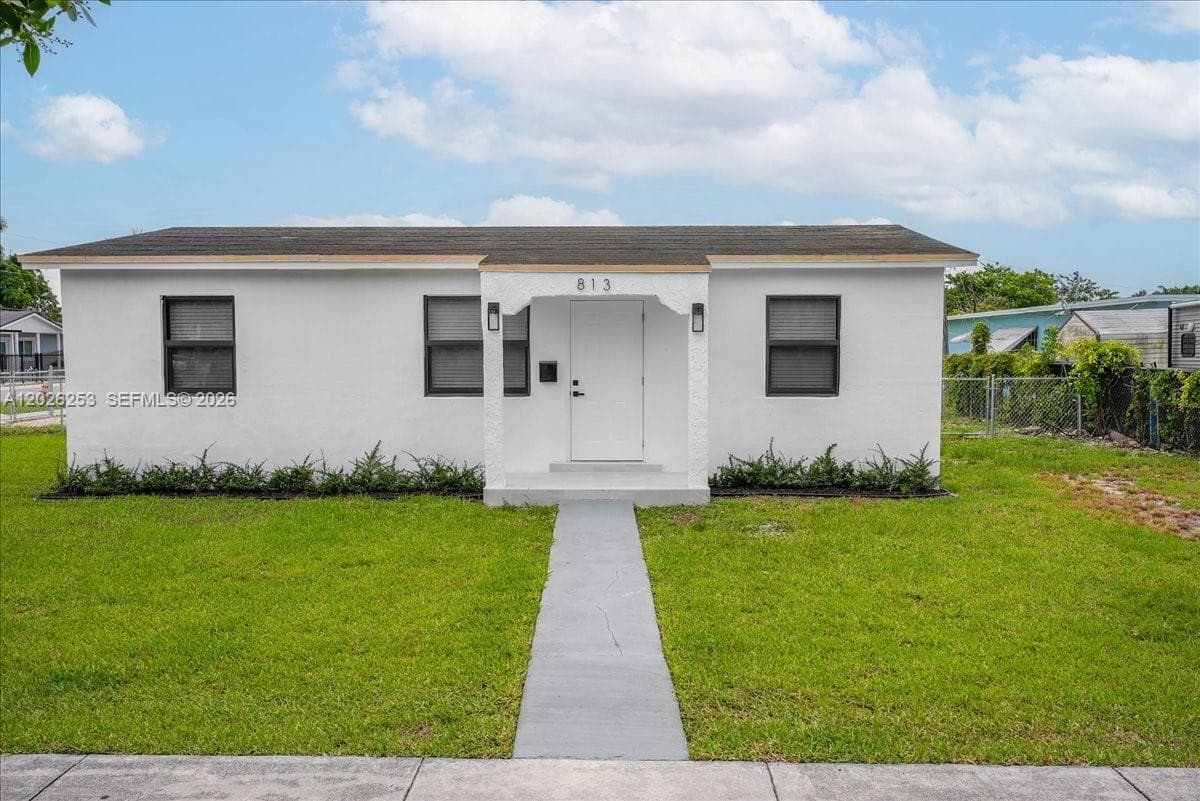813 NW 6th Ave, Florida City FL 33034 — 1