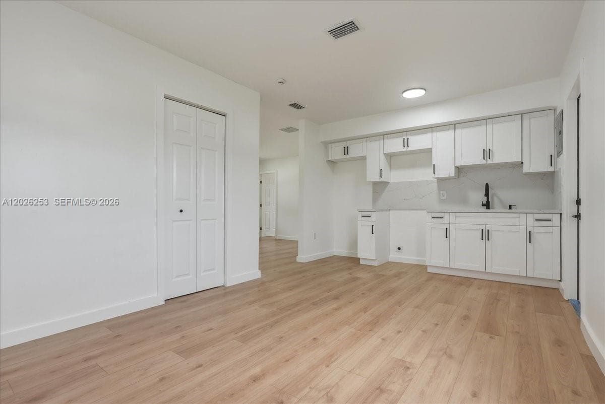 813 NW 6th Ave, Florida City FL 33034 — 31
