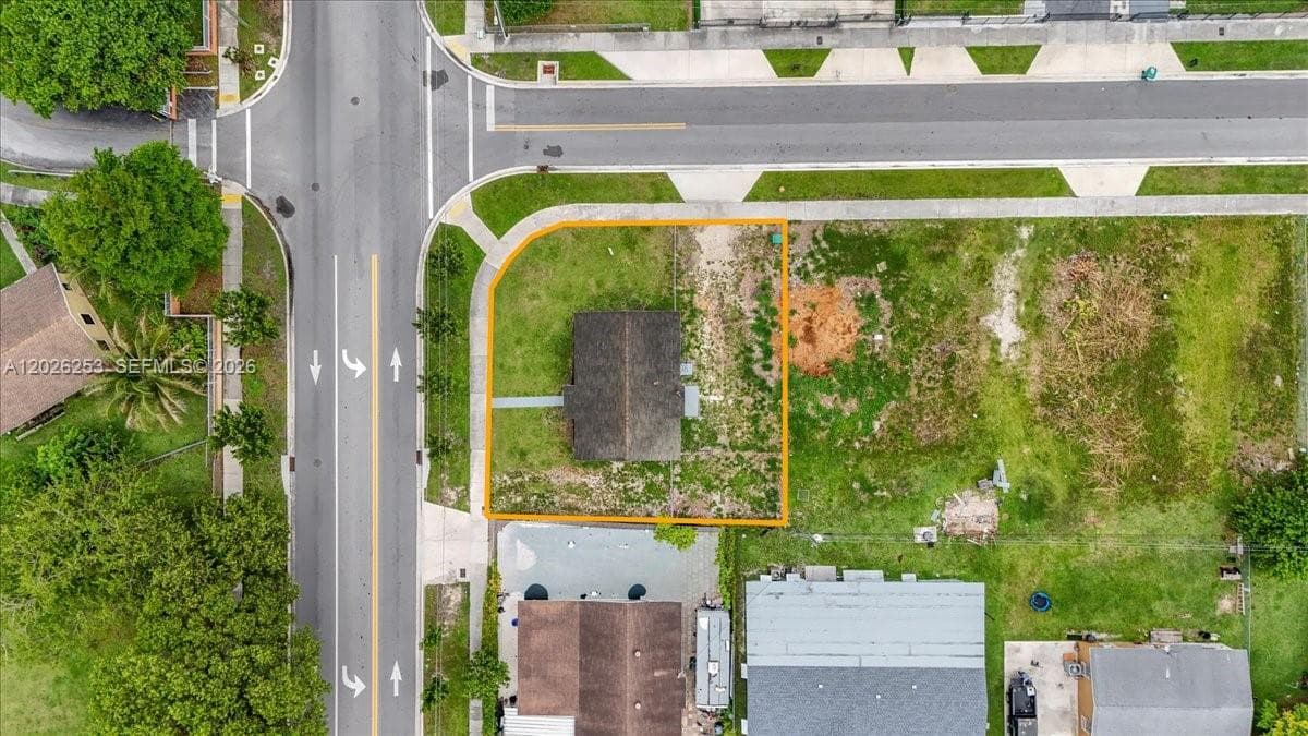 813 NW 6th Ave, Florida City FL 33034 — 4