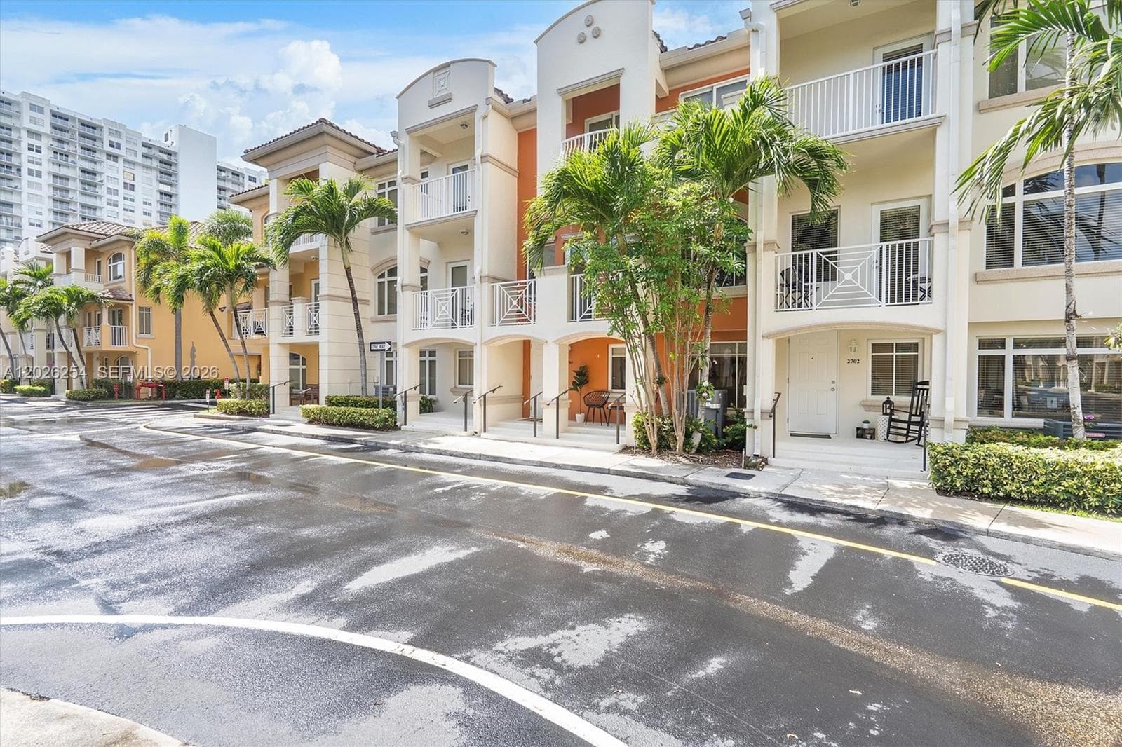 2704 NE 184th Ter, Aventura FL 33160 — 2