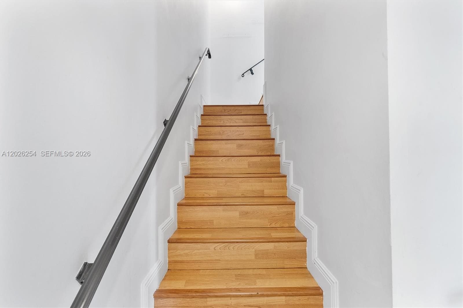 2704 NE 184th Ter, Aventura FL 33160 — 22