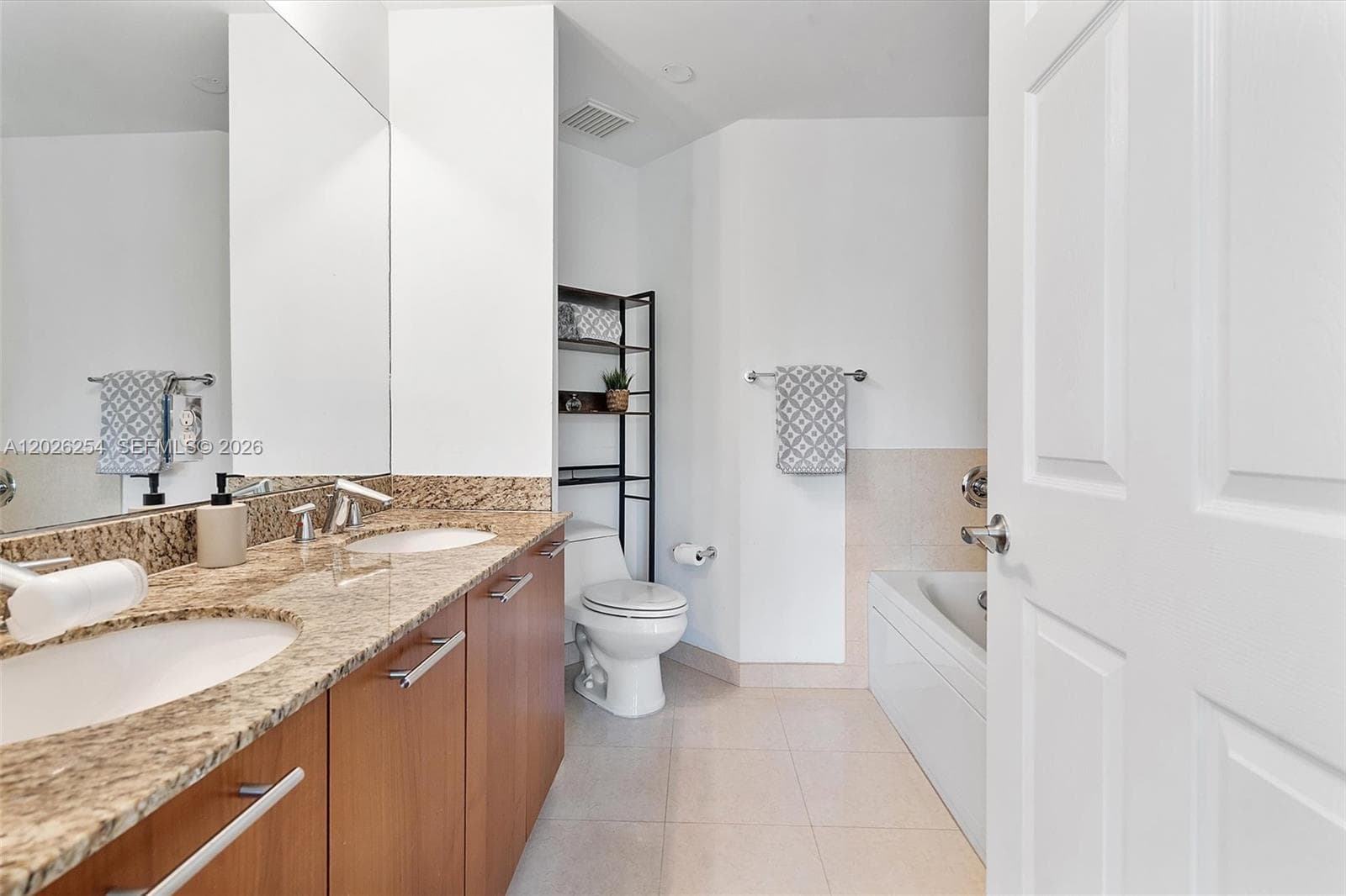 2704 NE 184th Ter, Aventura FL 33160 — 32