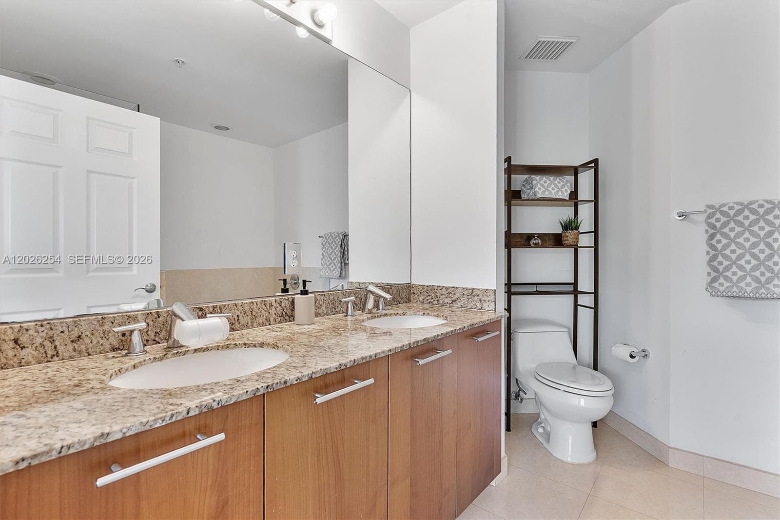 2704 NE 184th Ter, Aventura FL 33160 — 33