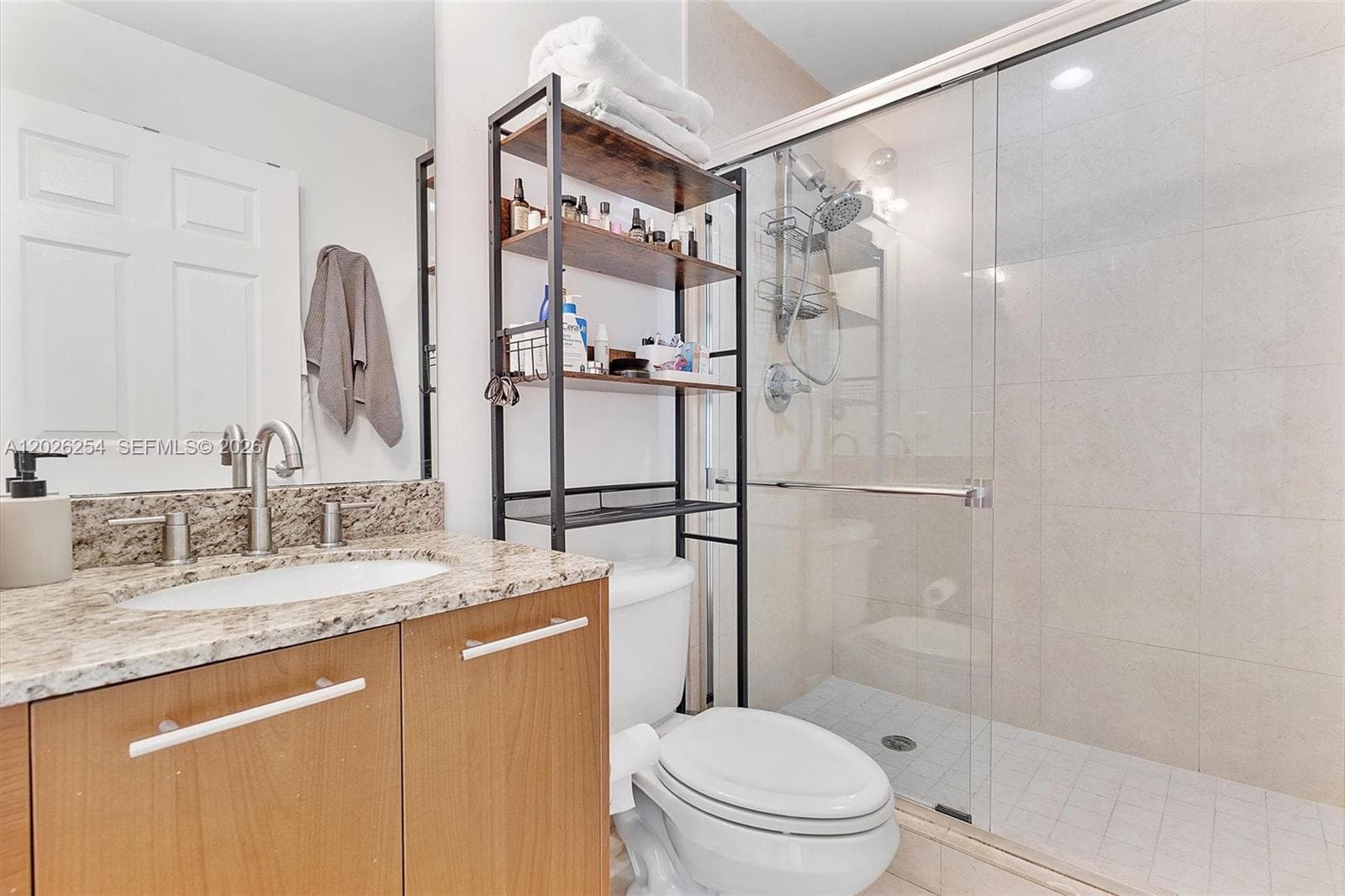 2704 NE 184th Ter, Aventura FL 33160 — 41