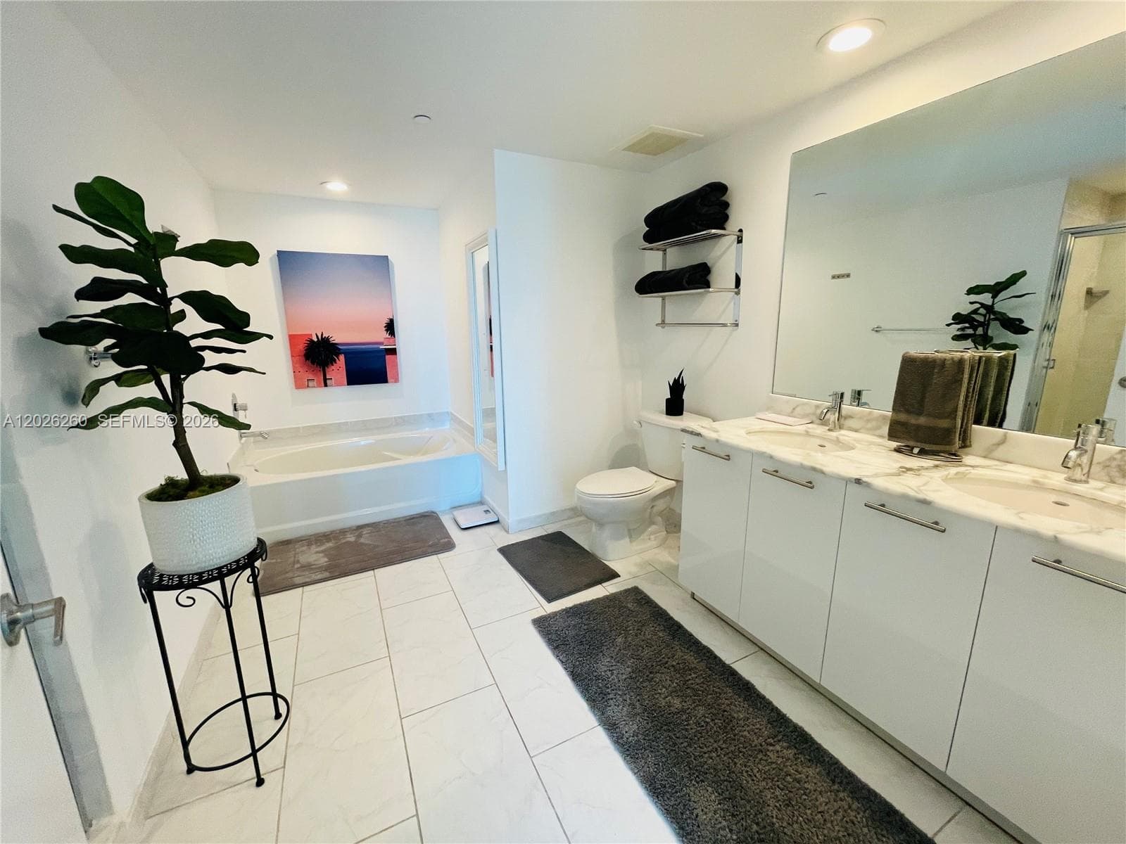 950 Brickell Bay Dr # 3207, Miami FL 33131 — 28