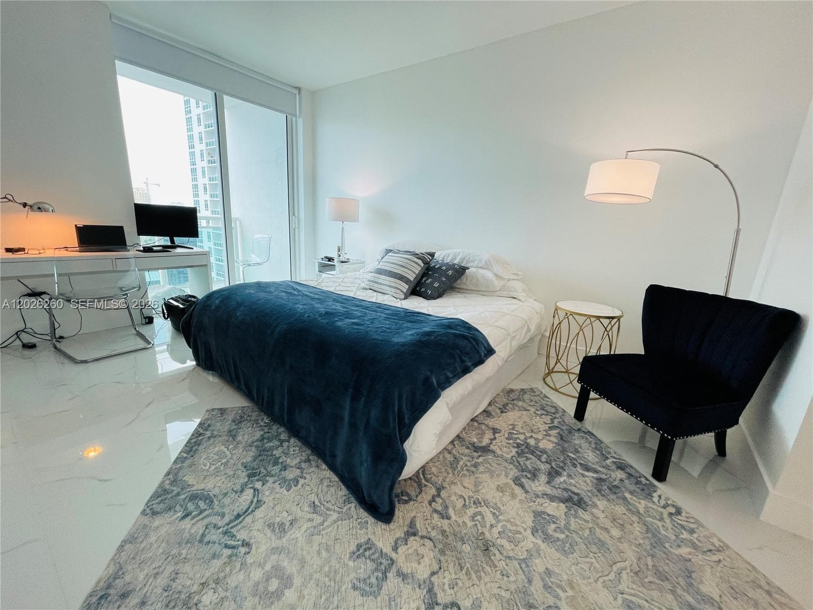 950 Brickell Bay Dr # 3207, Miami FL 33131 — 5