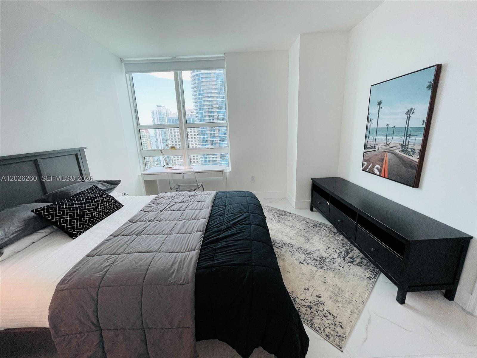 950 Brickell Bay Dr # 3207, Miami FL 33131 — 10