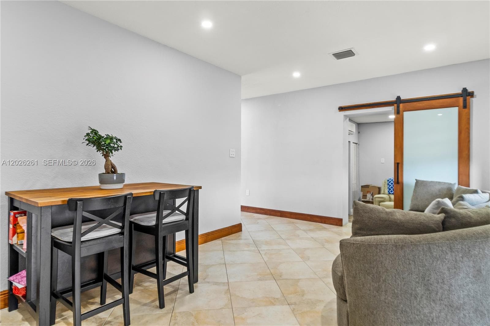 6250 SW 20 ter, Miami FL 33155 — 12