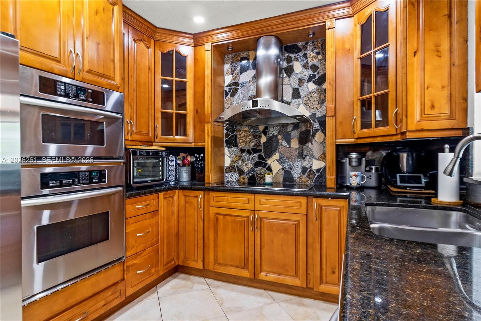 6250 SW 20 ter, Miami FL 33155 — 5