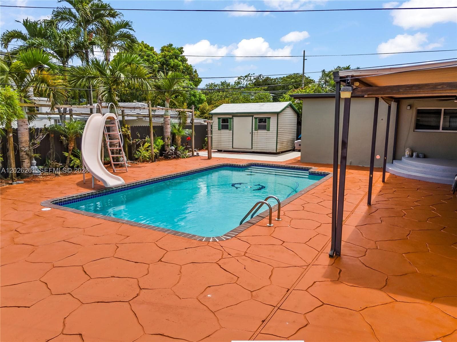 6250 SW 20 ter, Miami FL 33155 — 34