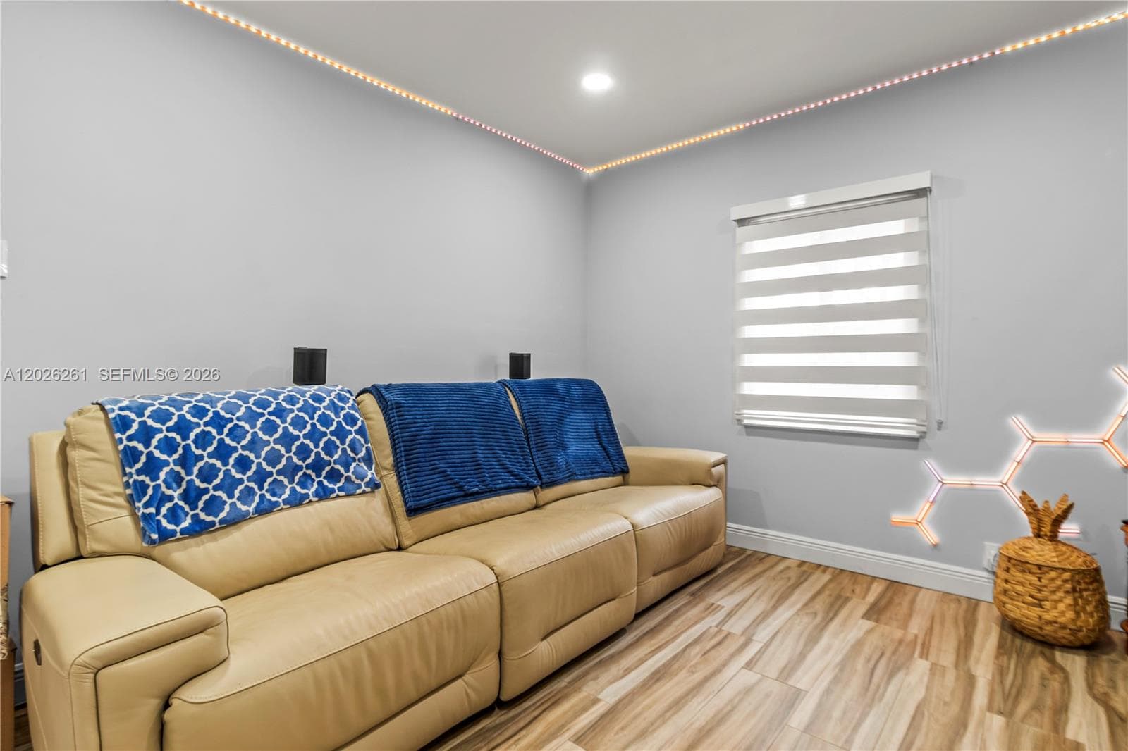 6250 SW 20 ter, Miami FL 33155 — 14
