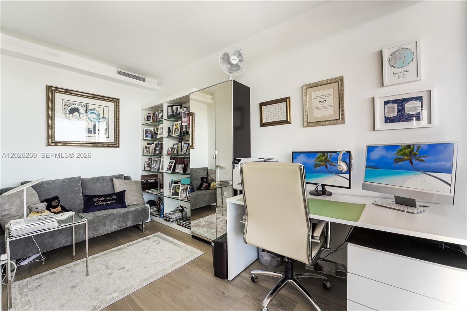 400 Alton Rd # 1506, Miami Beach FL 33139 — 17