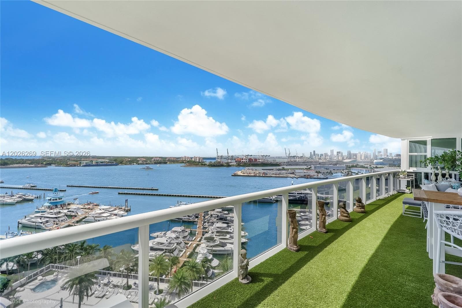 400 Alton Rd # 1506, Miami Beach FL 33139 — 1