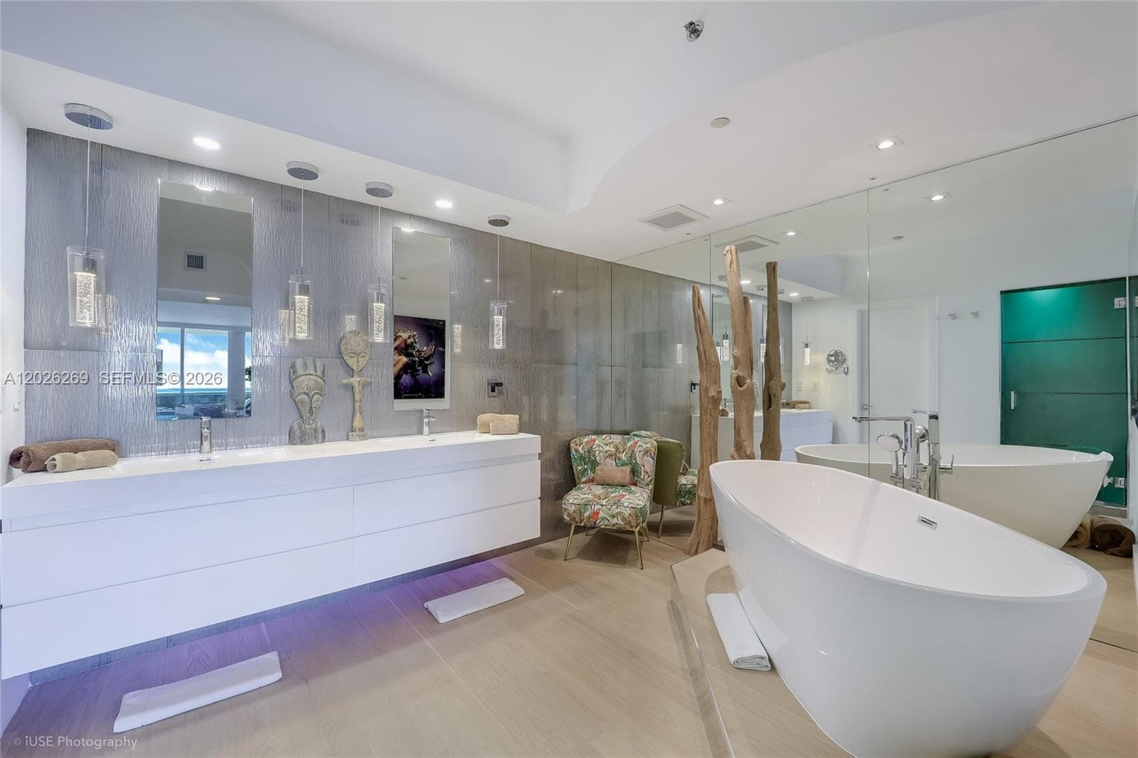 400 Alton Rd # 1506, Miami Beach FL 33139 — 14