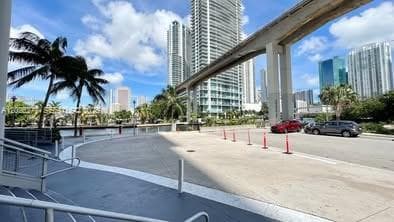 690 SW 1st Ct # 1908, Miami FL 33130 — 4
