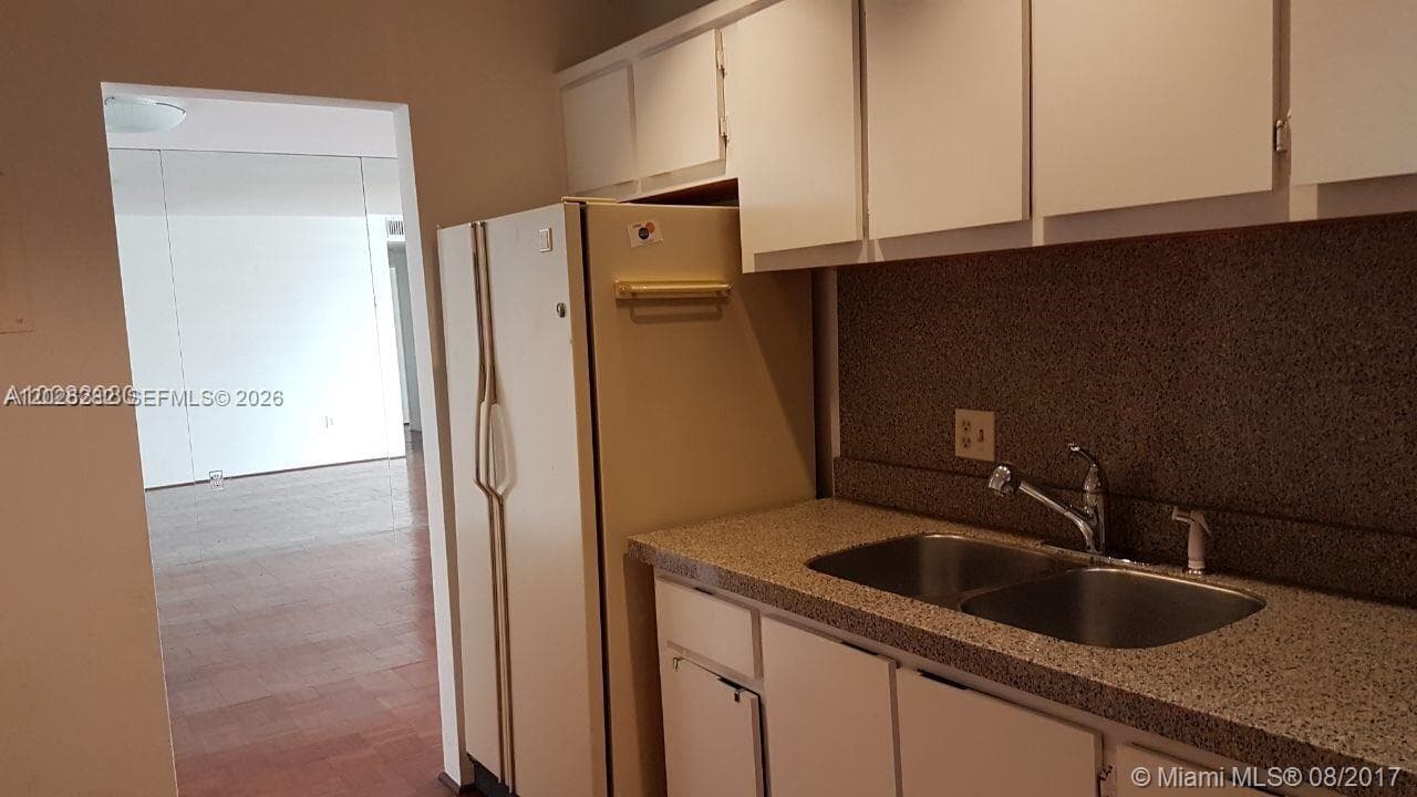 150 SE 25 RD # 15F, Miami FL 33129 — 6