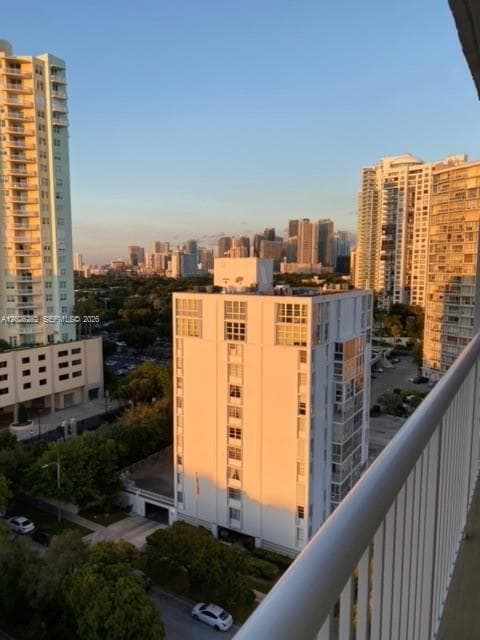 150 SE 25 RD # 15F, Miami FL 33129 — 26