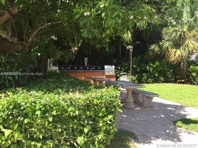 150 SE 25 RD # 15F, Miami FL 33129 — 25