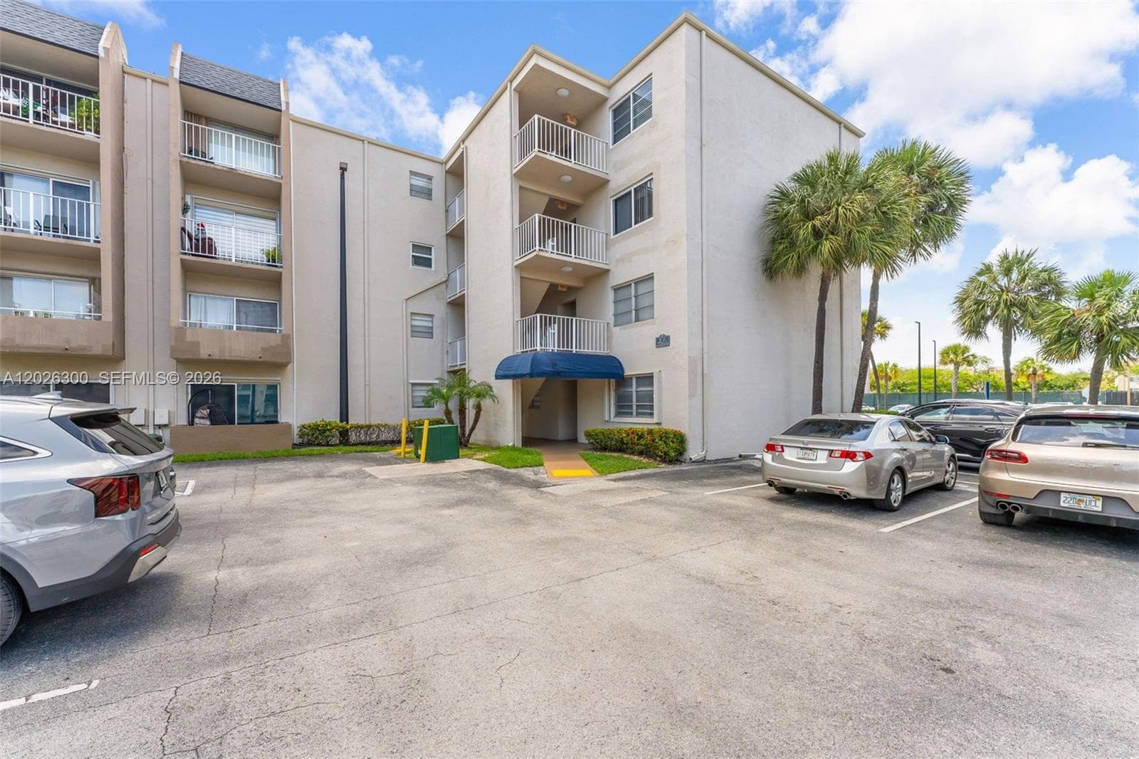 7765 SW 86th St # 205, Miami FL 33143 — 27