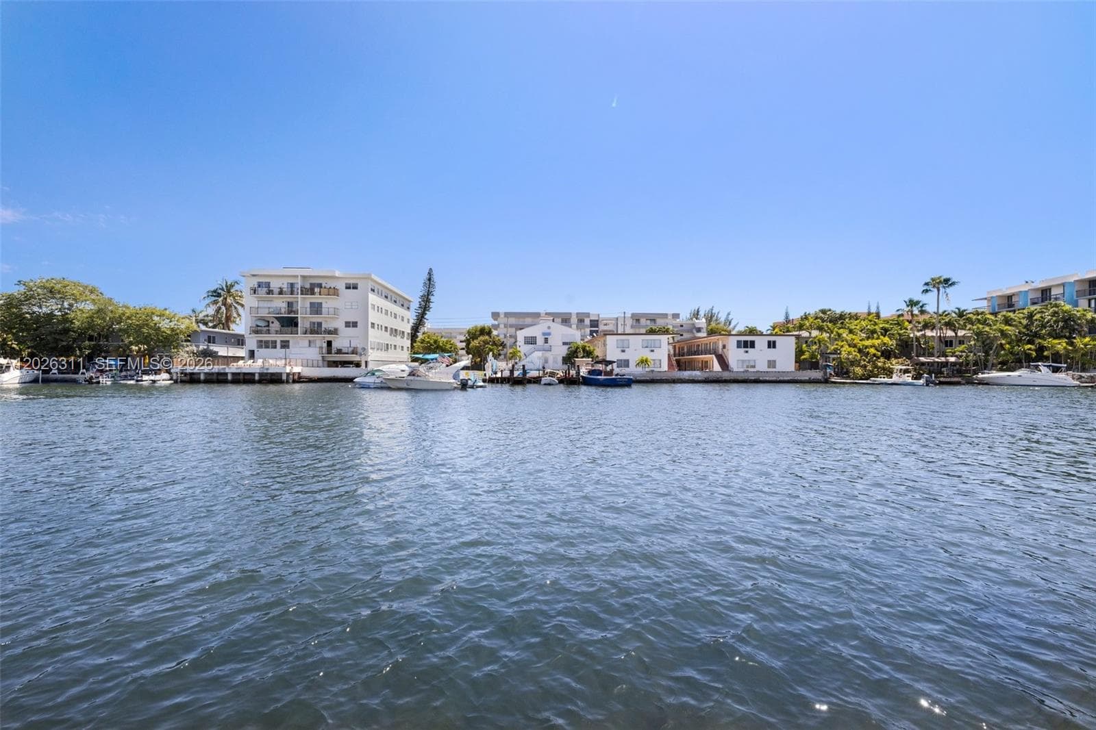8135 Crespi Blvd # 4, Miami Beach FL 33141 — 10