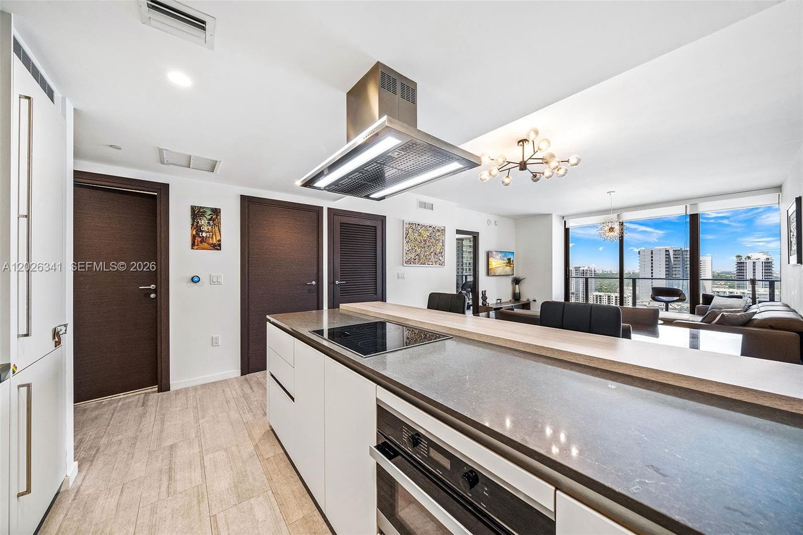 1000 Brickell Plz # 2111, Miami FL 33131 — 34