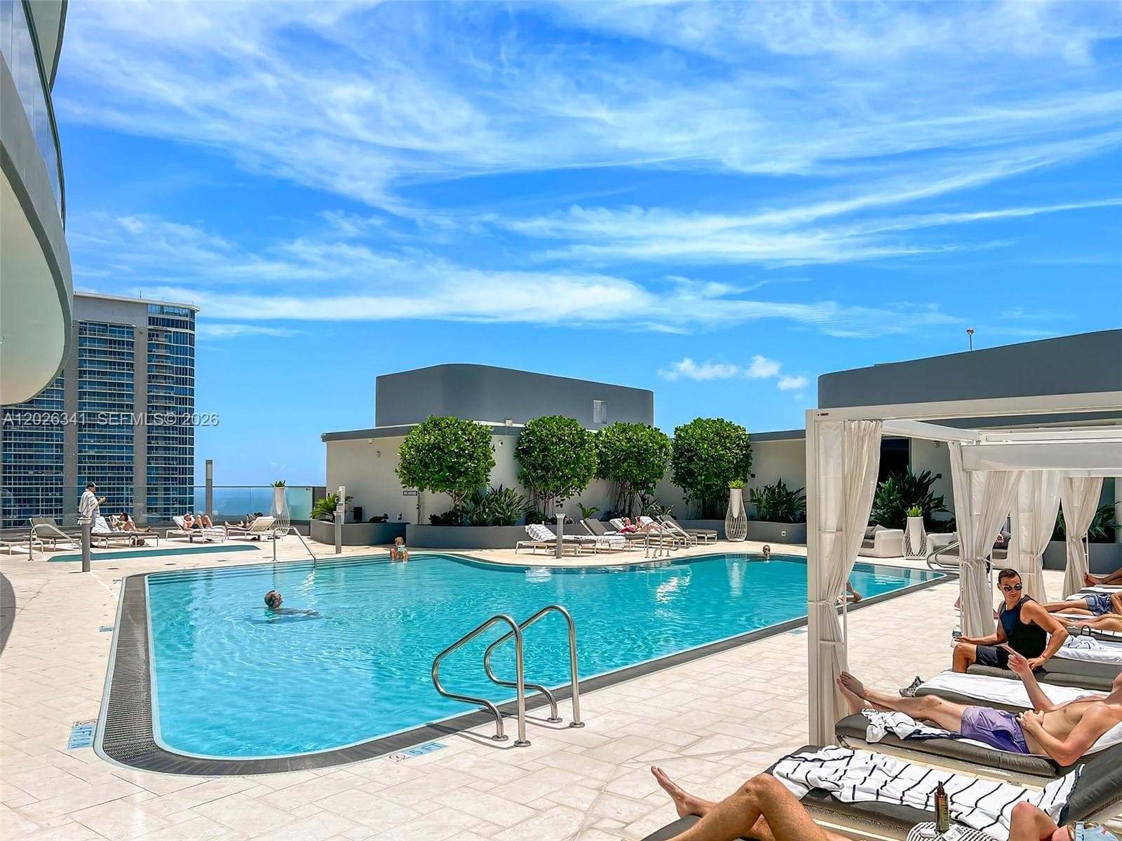 1000 Brickell Plz # 2111, Miami FL 33131 — 45