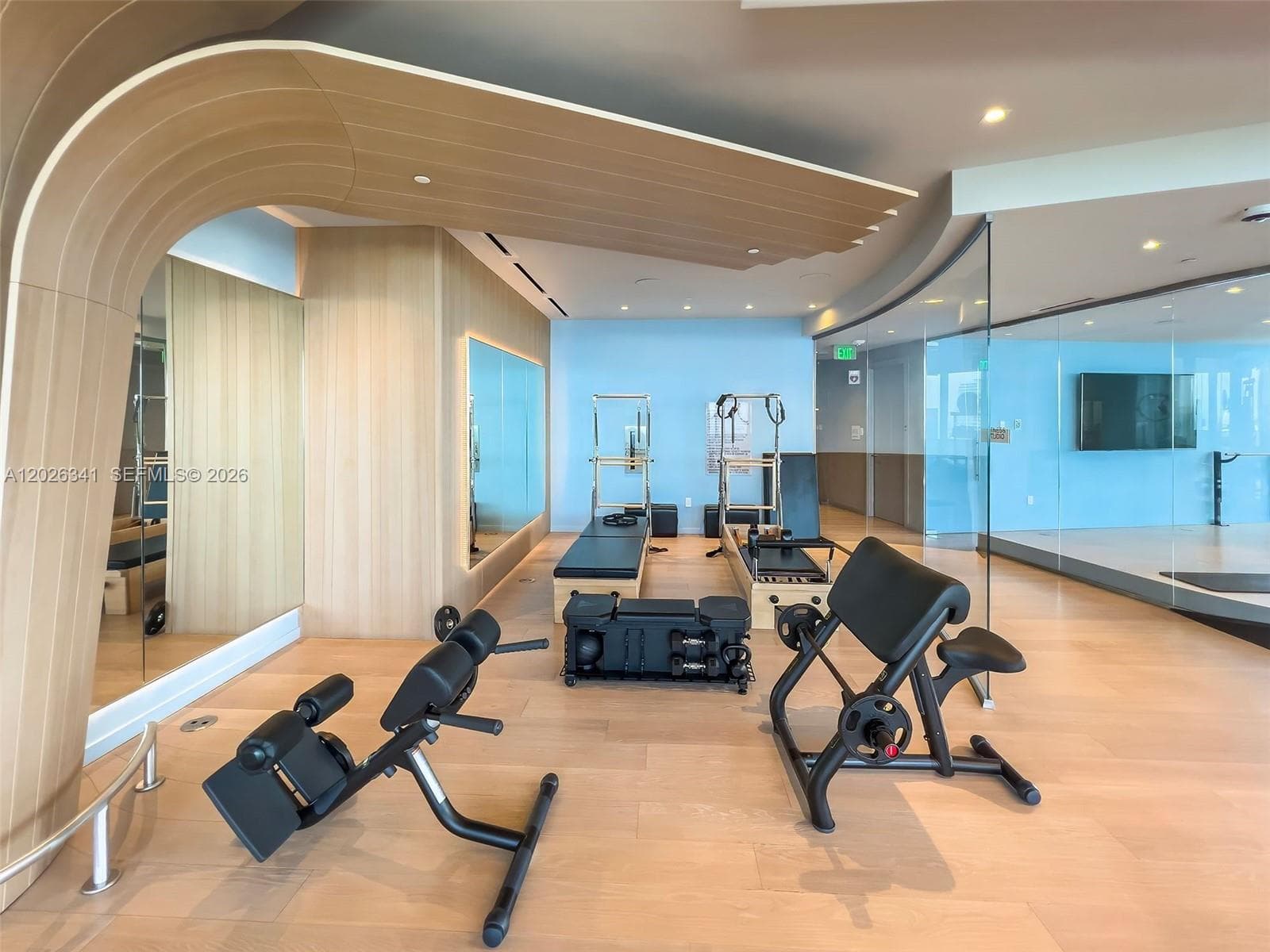 1000 Brickell Plz # 2111, Miami FL 33131 — 15