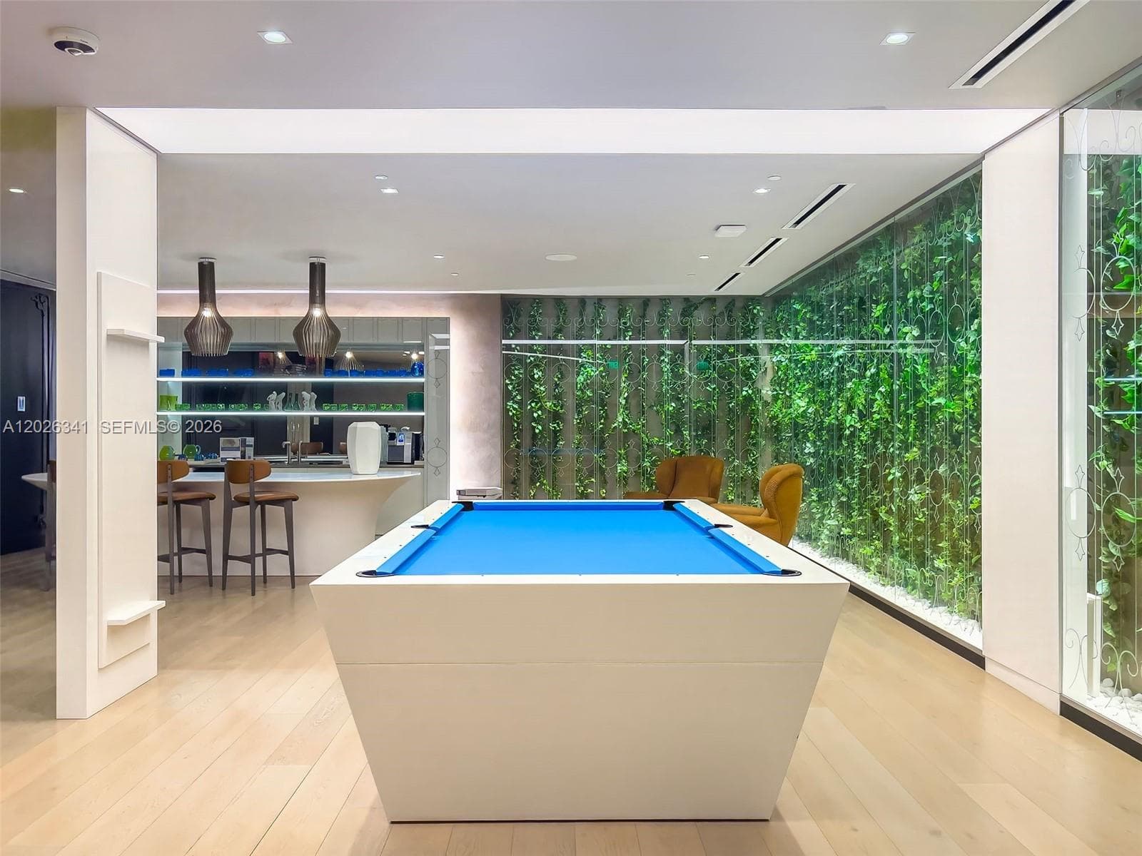 1000 Brickell Plz # 2111, Miami FL 33131 — 44