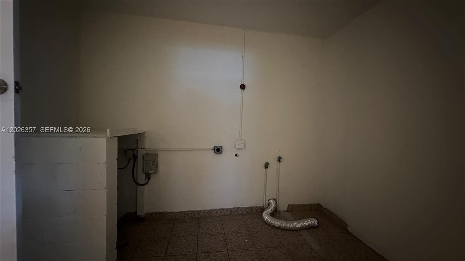 1090 NW 134th St, North Miami FL 33168 — 21