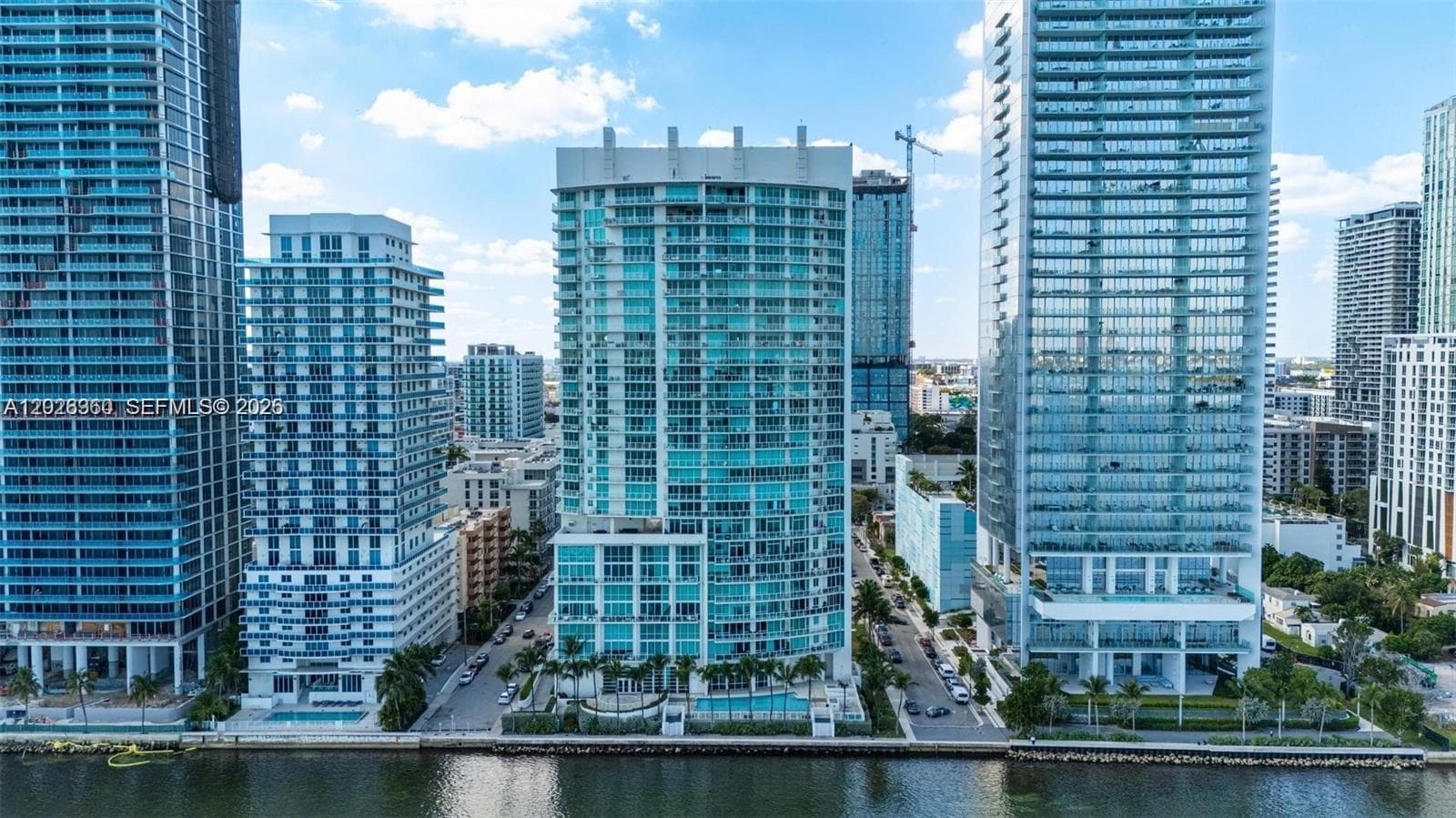 665 NE 25th St # 1805, Miami FL 33137 — 67