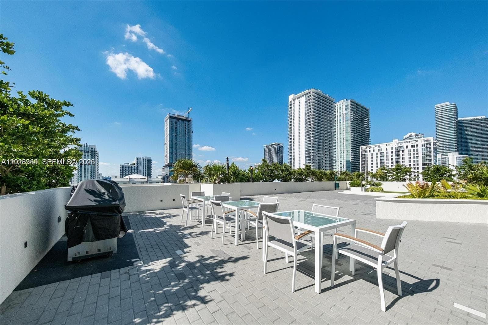 665 NE 25th St # 1805, Miami FL 33137 — 61