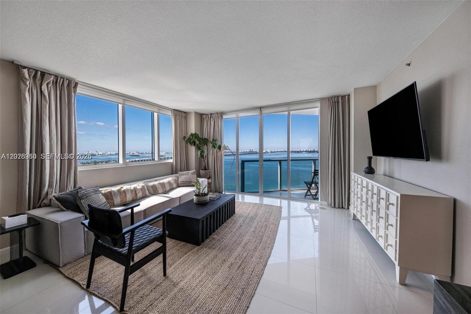 665 NE 25th St # 1805, Miami FL 33137 — 8