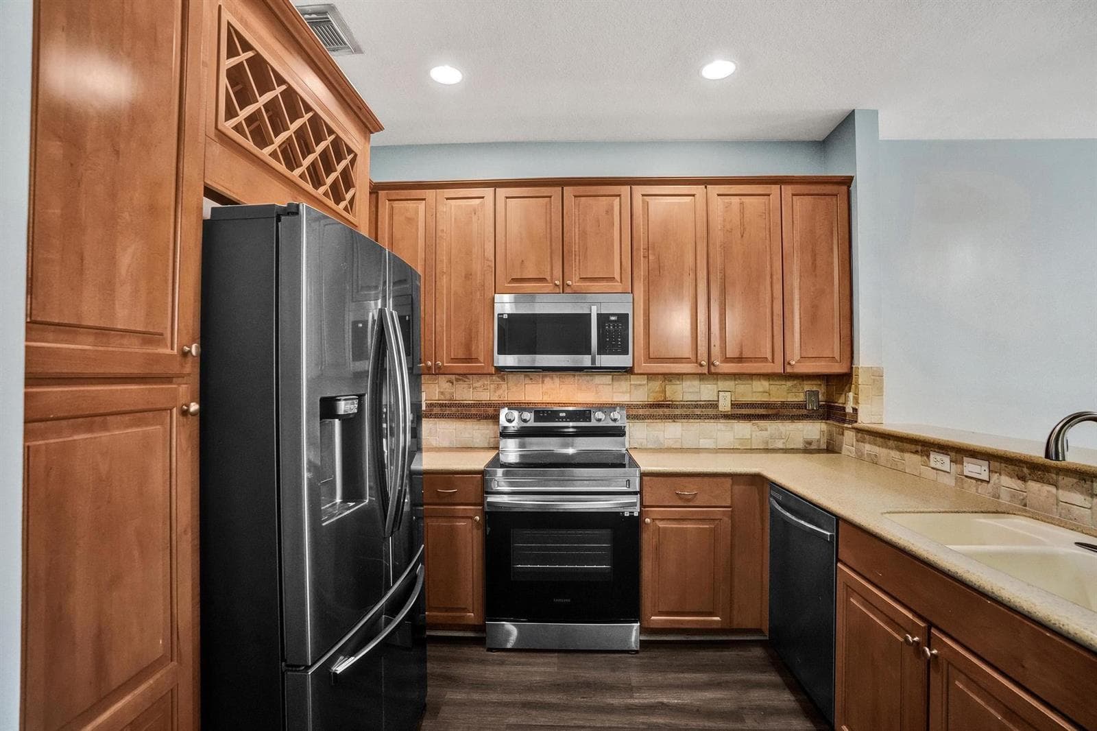 21403 NW 13th Court # 303, Miami Gardens FL 33169 — 19