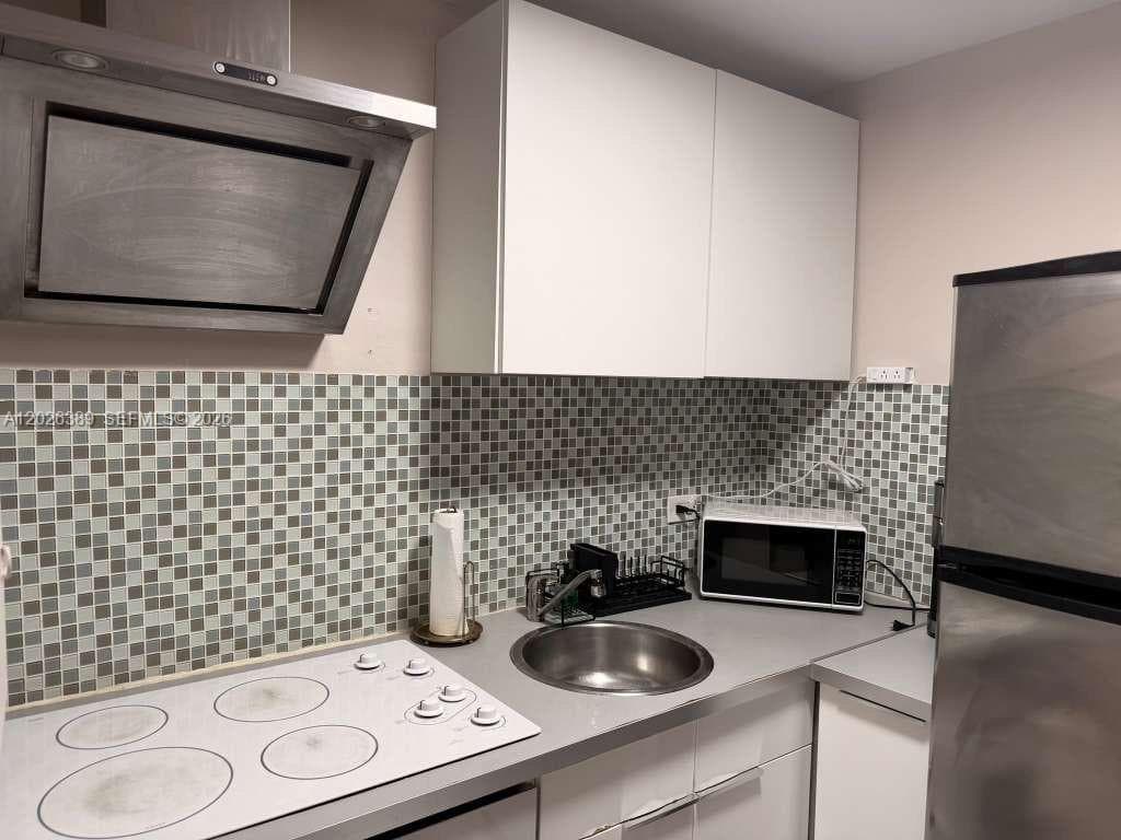 7904 West Dr # 411, North Bay Village FL 33141 — 6