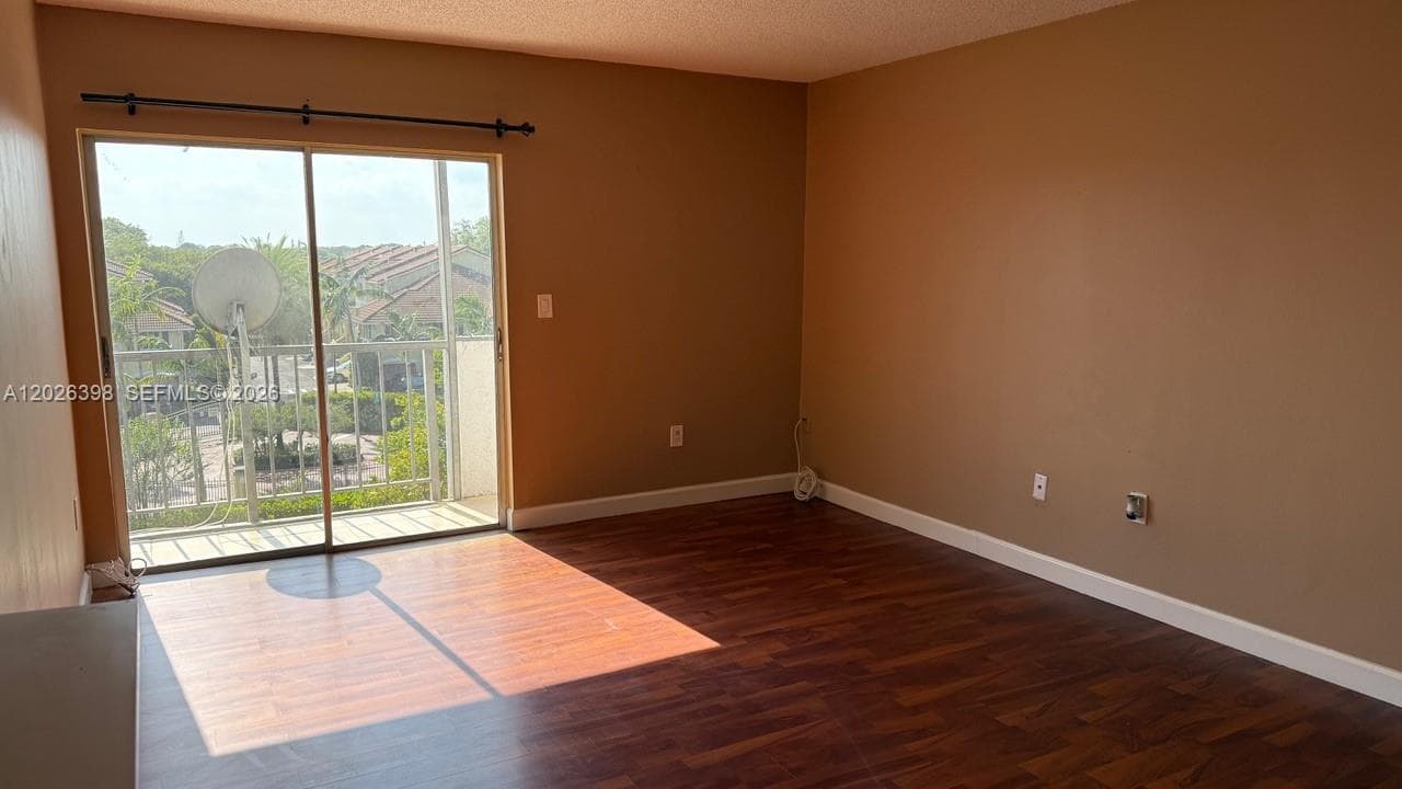 8950 NE 8th Ave # 405, Miami FL 33138 — 2