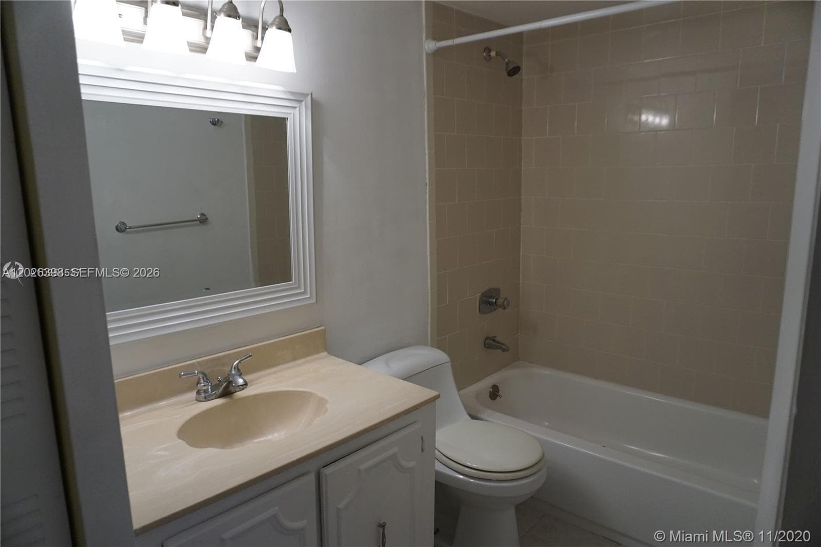 8950 NE 8th Ave # 405, Miami FL 33138 — 8