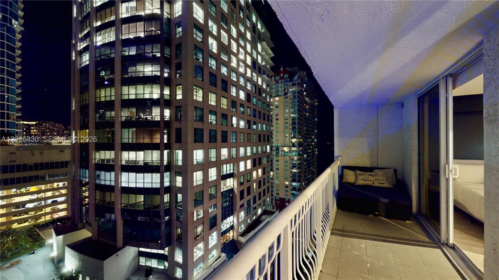 1200 Brickell Bay Dr # 2222, Miami FL 33131 — 21