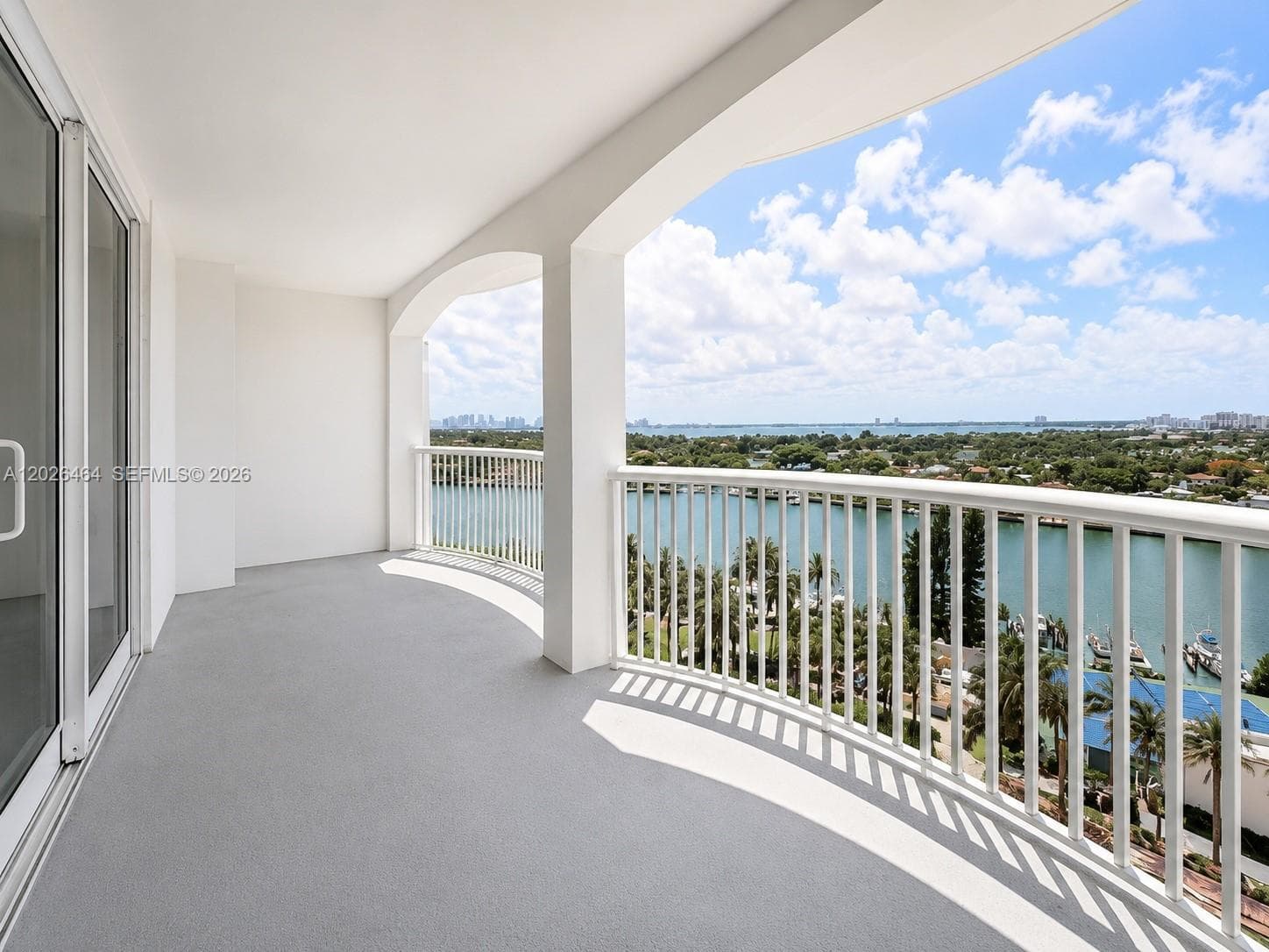 5401 Collins Ave # 1022, Miami Beach FL 33140 — 21