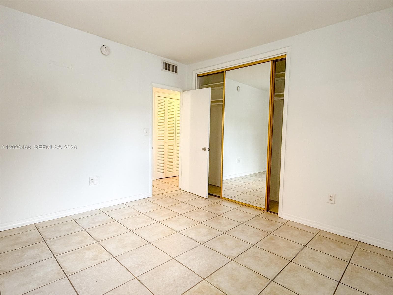 2430 NE 135th St # 101, North Miami FL 33181 — 26