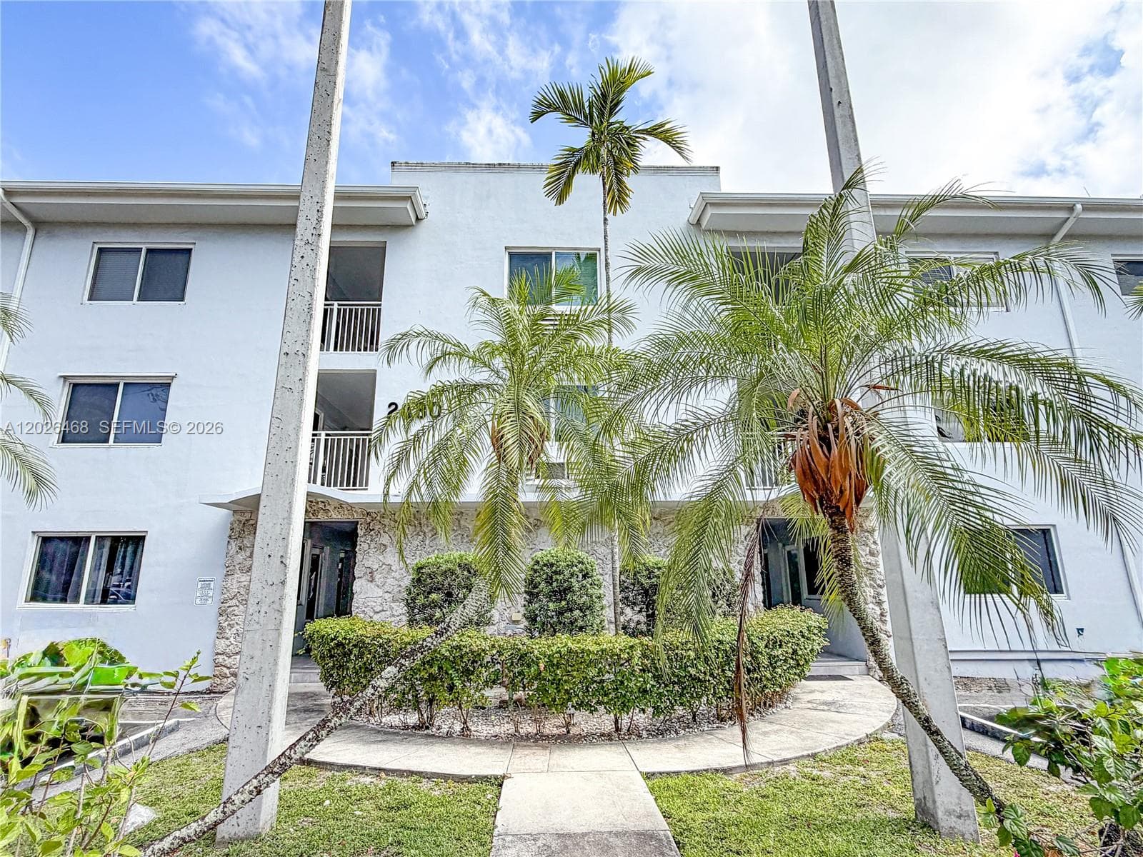 2430 NE 135th St # 101, North Miami FL 33181 — 38