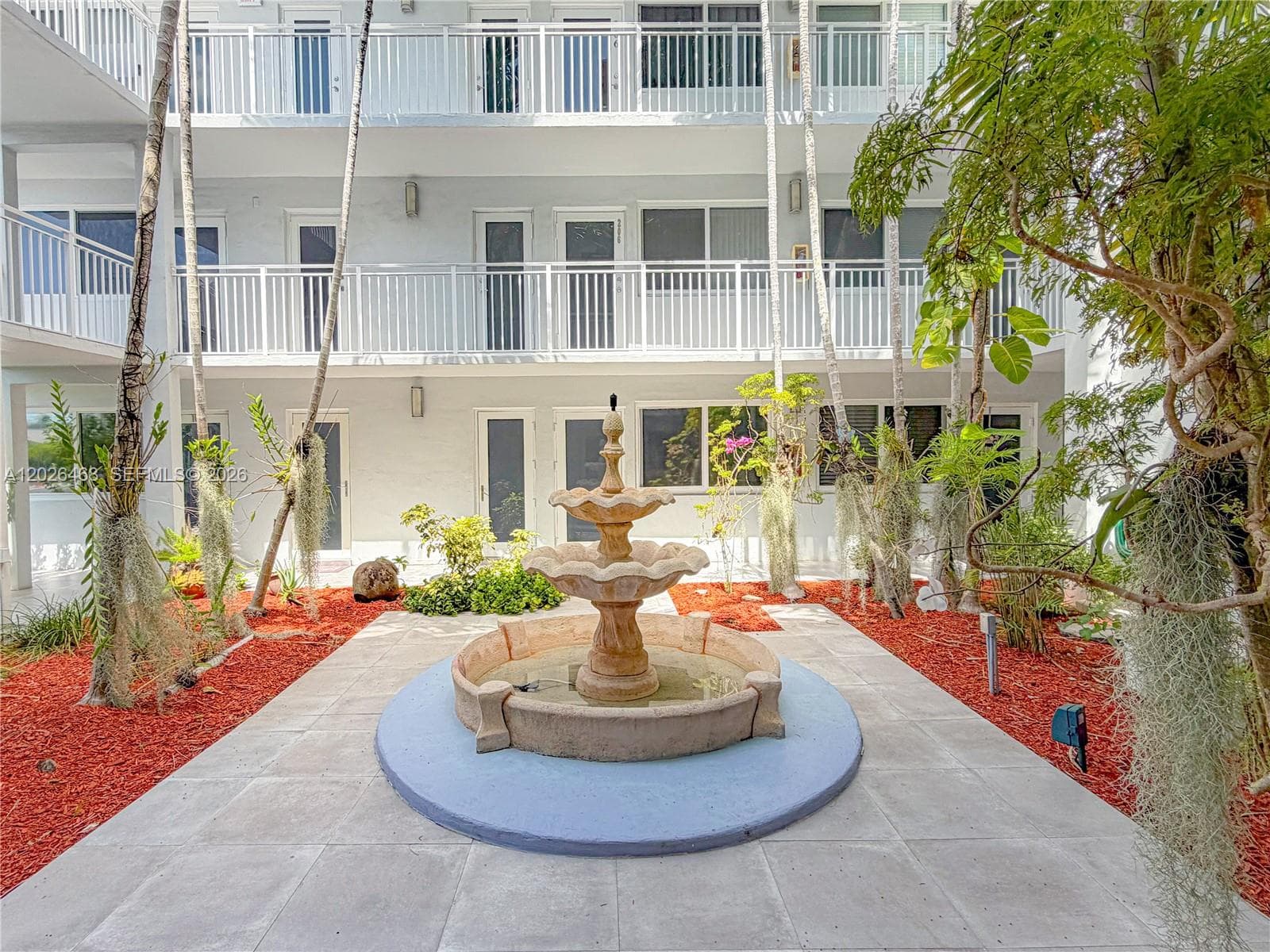 2430 NE 135th St # 101, North Miami FL 33181 — 33