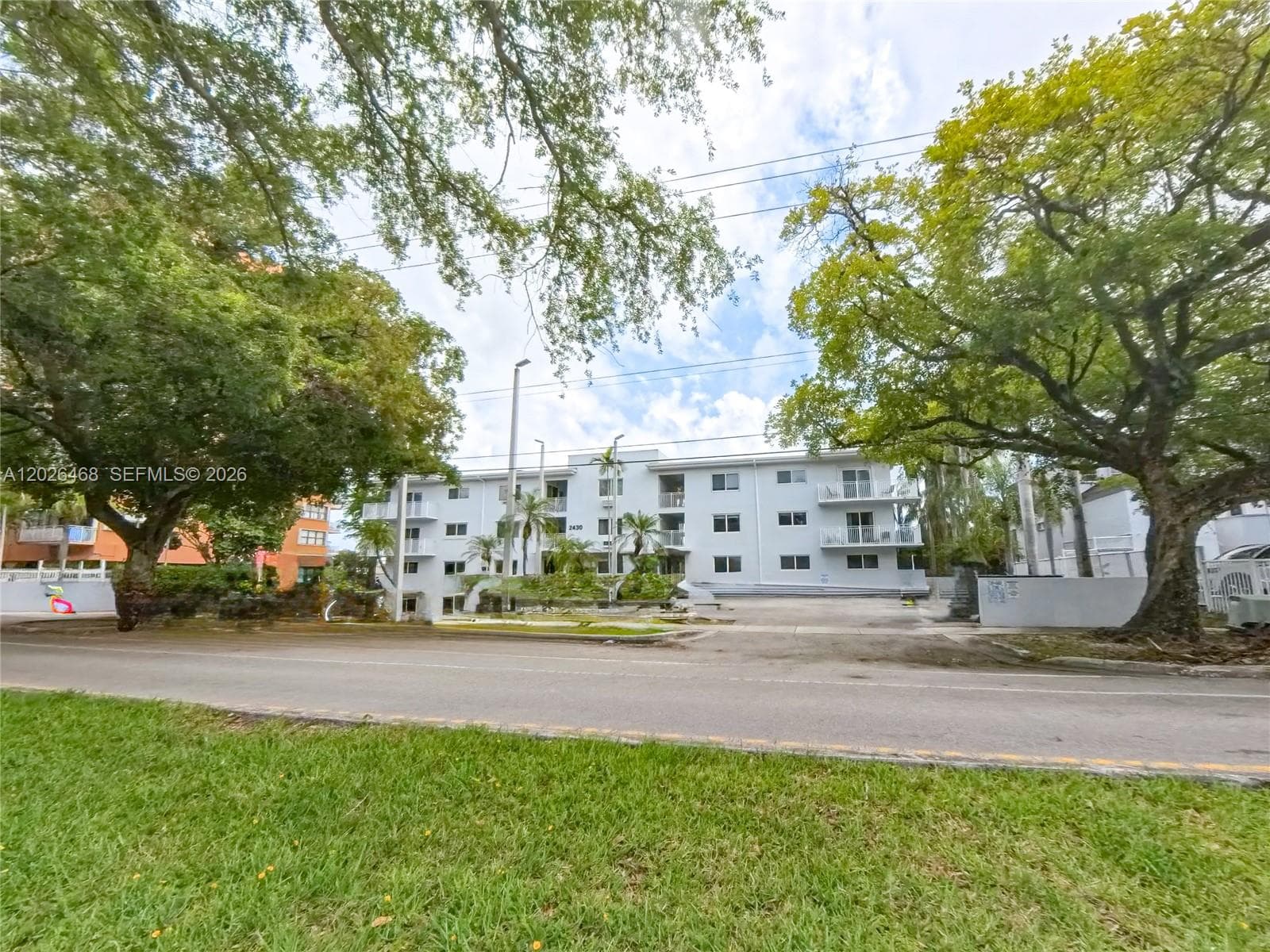 2430 NE 135th St # 101, North Miami FL 33181 — 41