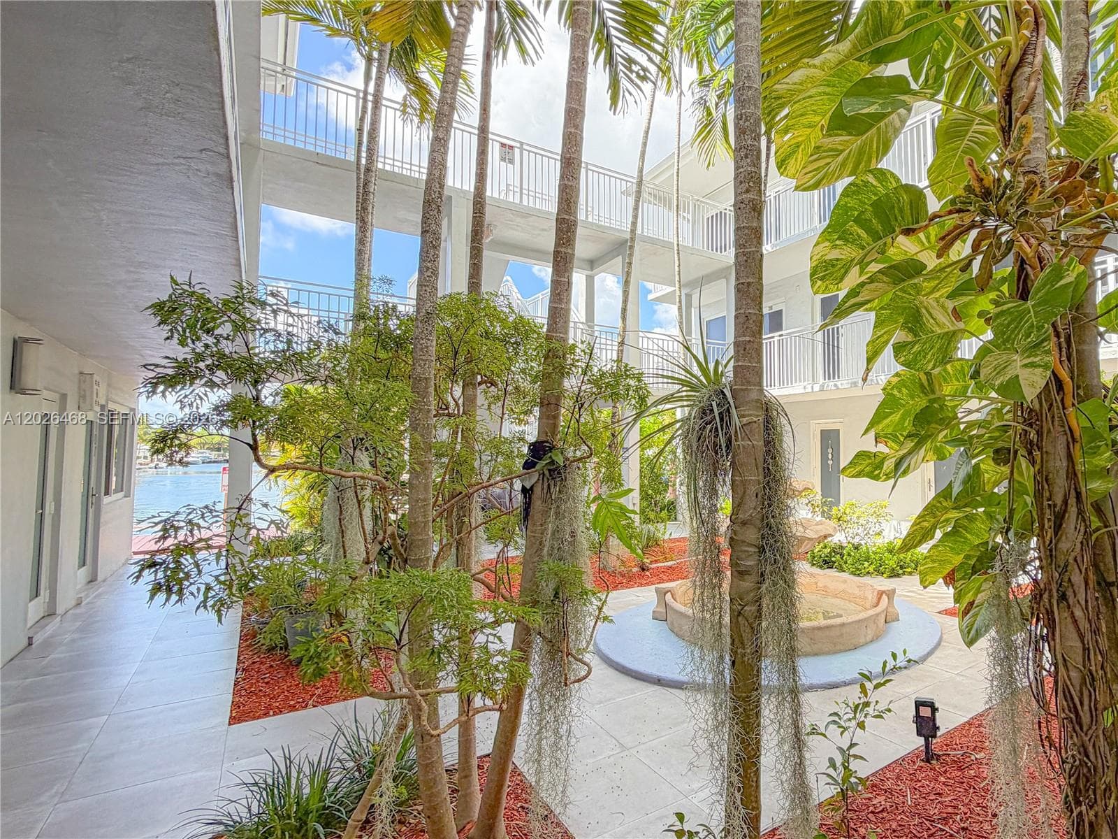 2430 NE 135th St # 101, North Miami FL 33181 — 31