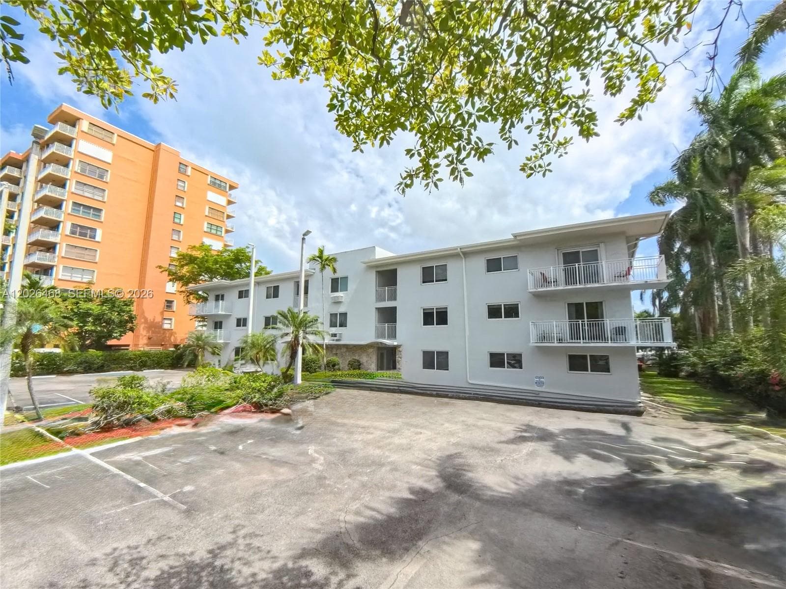 2430 NE 135th St # 101, North Miami FL 33181 — 39
