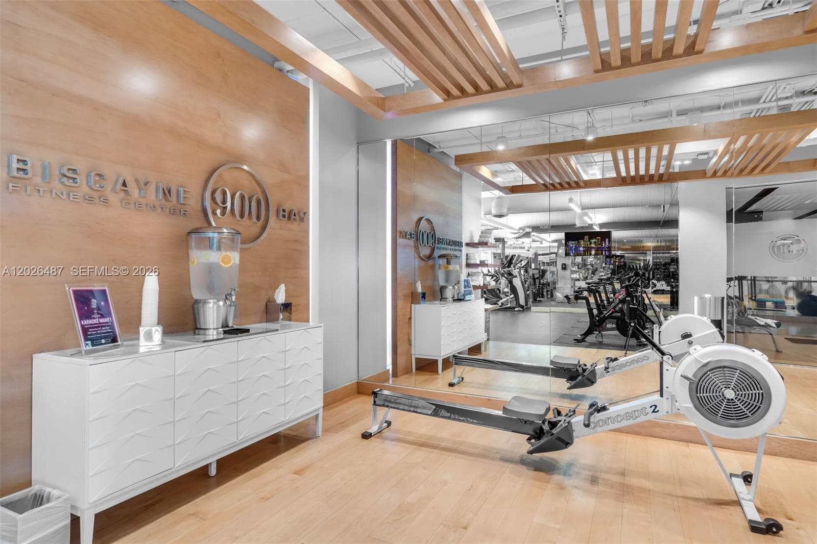 900 Biscayne Blvd # 4412, Miami FL 33132 — 23