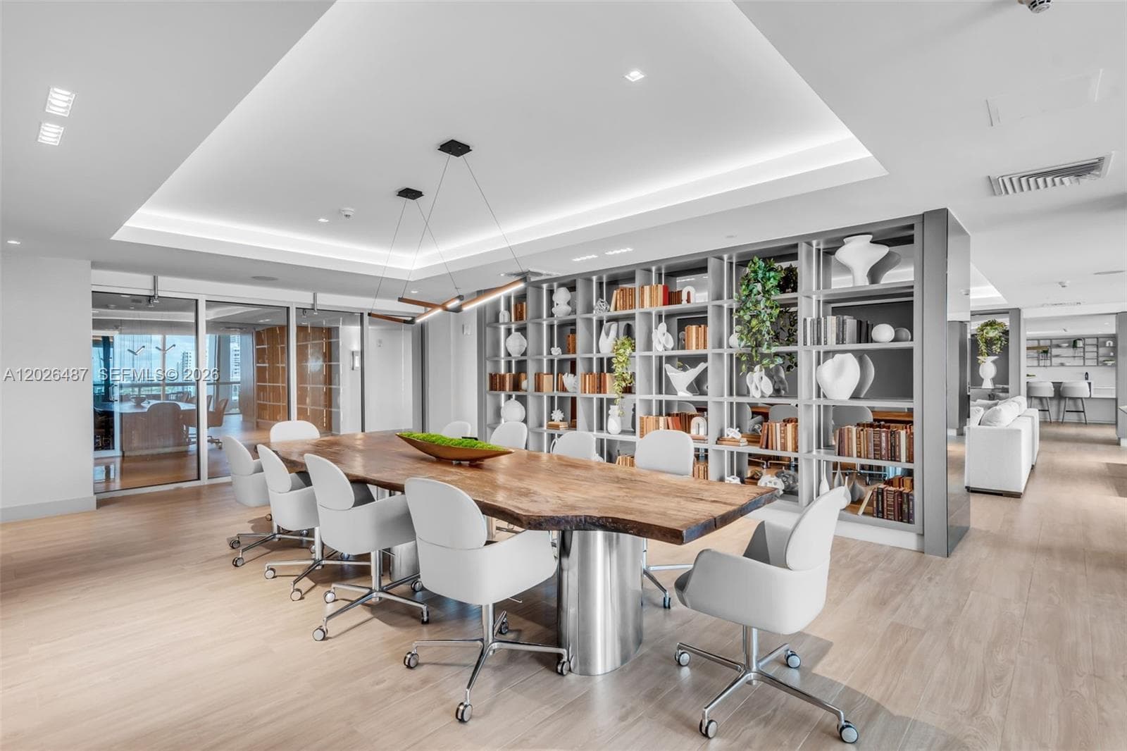 900 Biscayne Blvd # 4412, Miami FL 33132 — 27