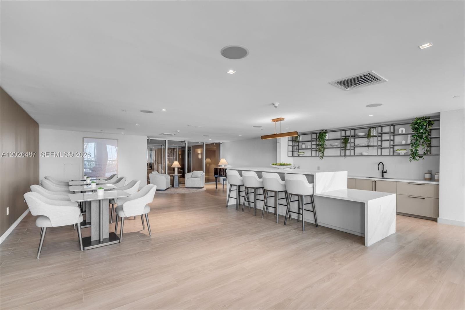 900 Biscayne Blvd # 4412, Miami FL 33132 — 26
