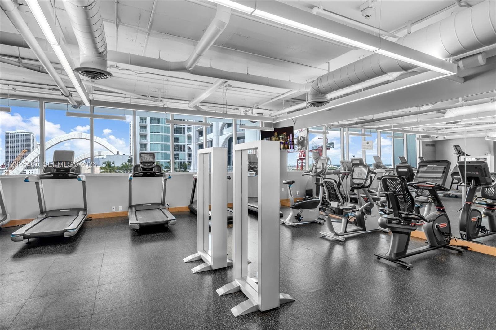 900 Biscayne Blvd # 4412, Miami FL 33132 — 24