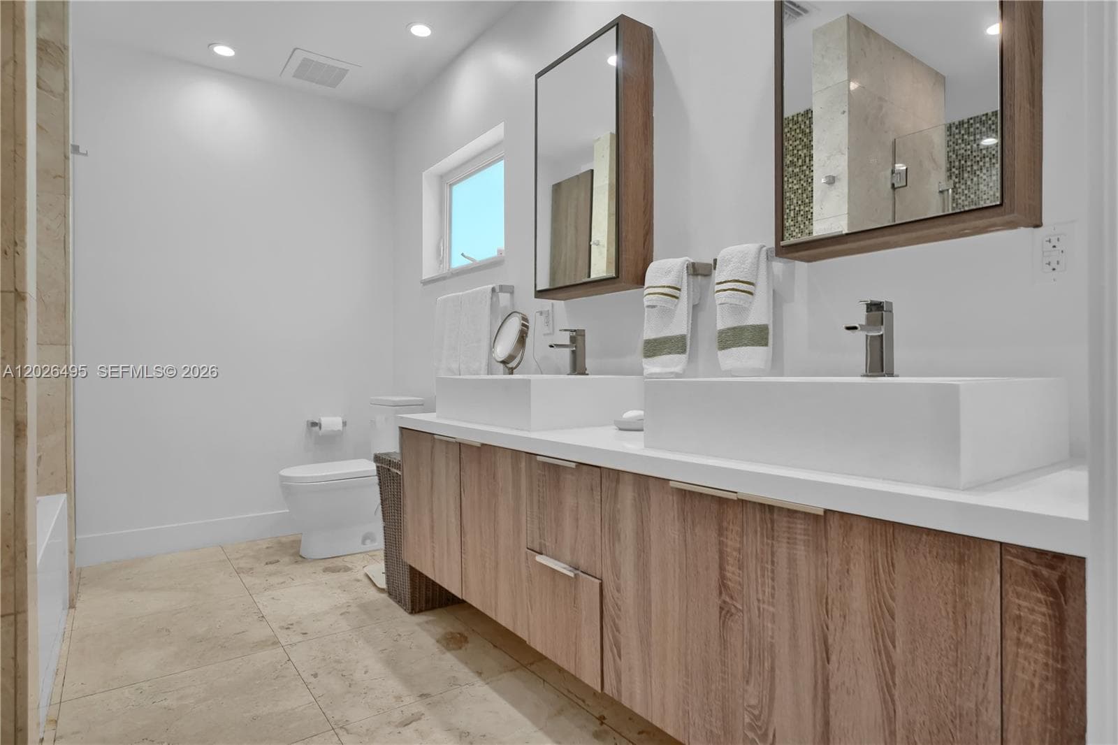 6111 SW 86th St, South Miami FL 33143 — 13