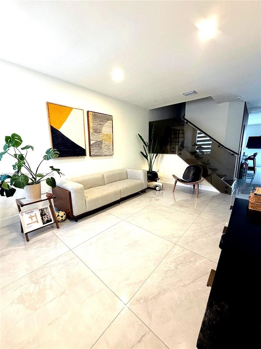 Aquabella North Replat, Hialeah, FL — 2